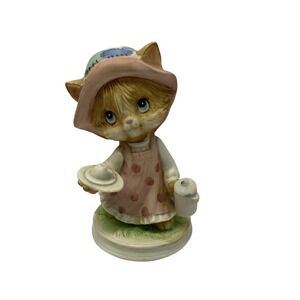 Vintage Lefton China hand Painted  Cat Decorative  Figurine  #324